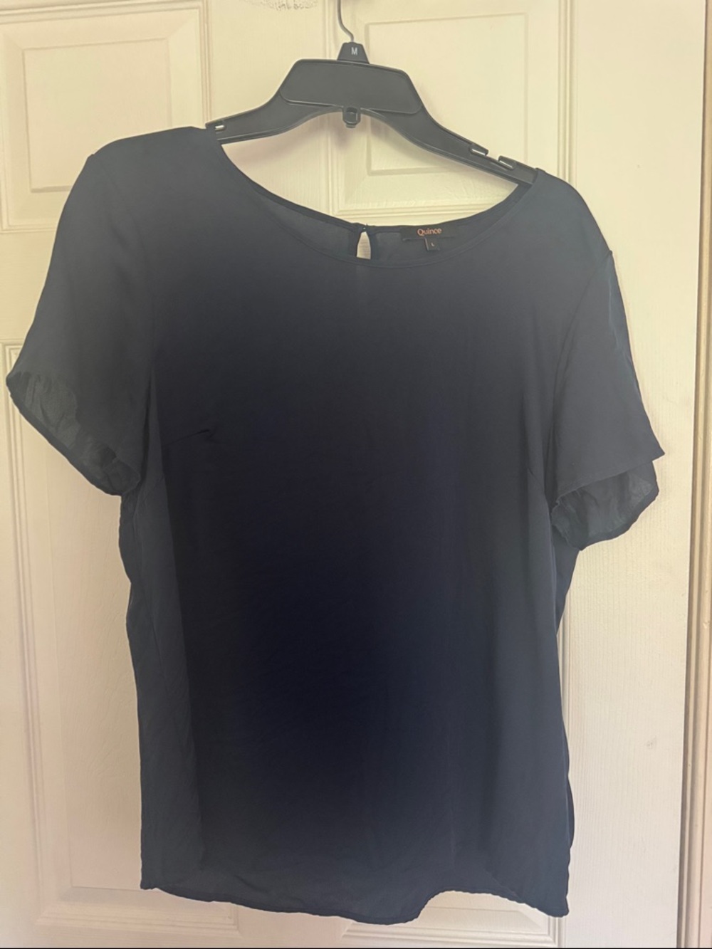 Quince navy washable silk short sleeve top, scoop neck size L - Picture 5 of 5